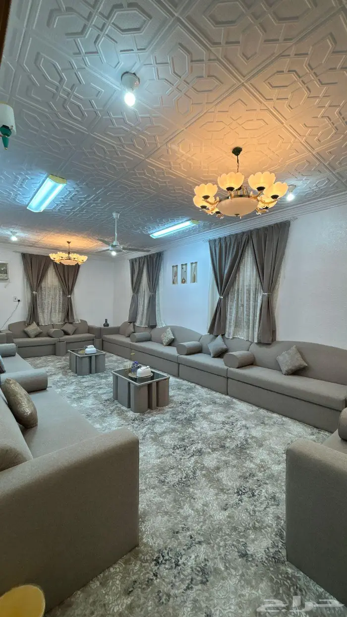 للبيع عماره دورين وملحق في خميس مشيط حي المنارة غرب حسام 10