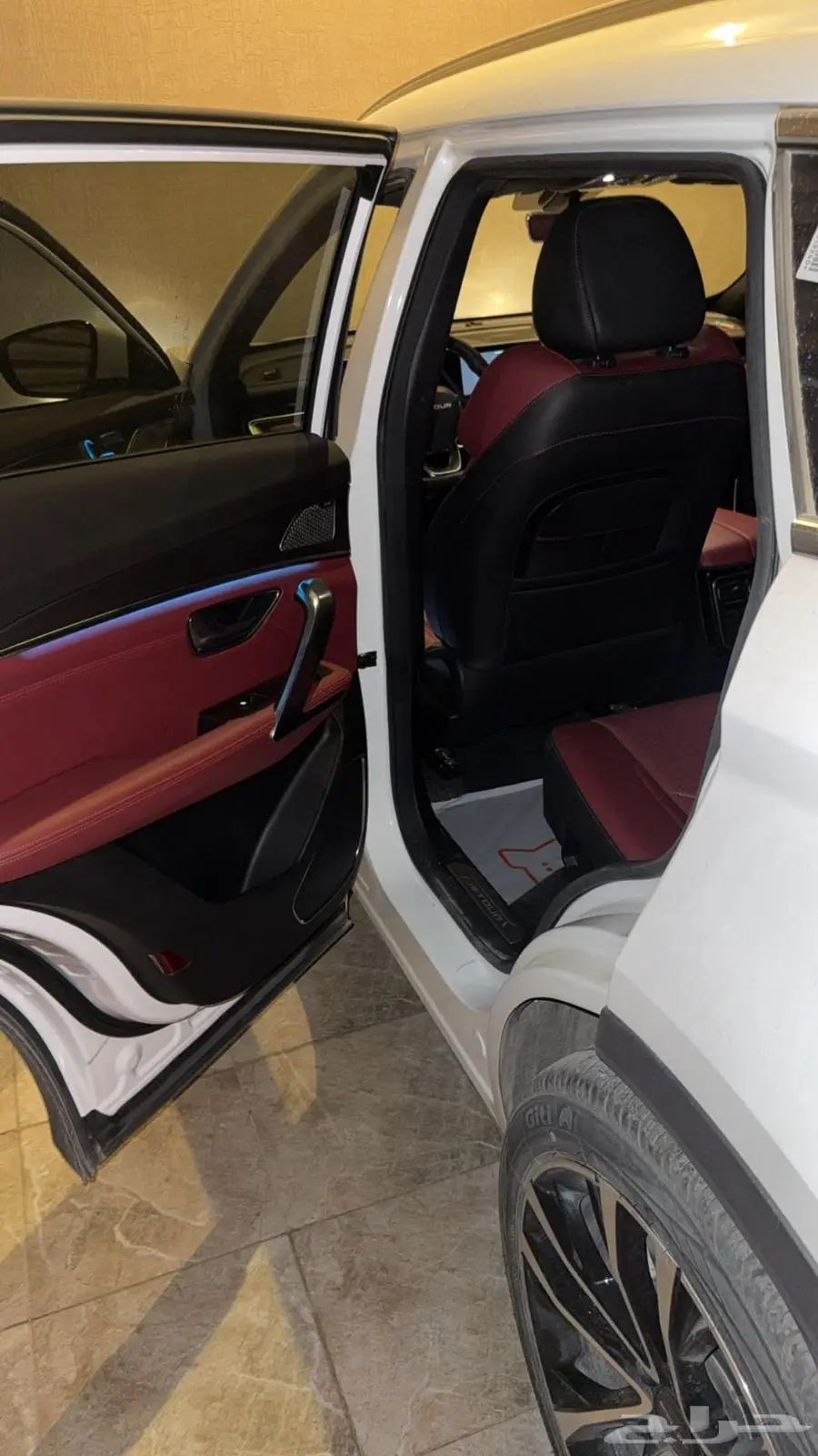 سيارة جيتور x70 بلس 2023 12