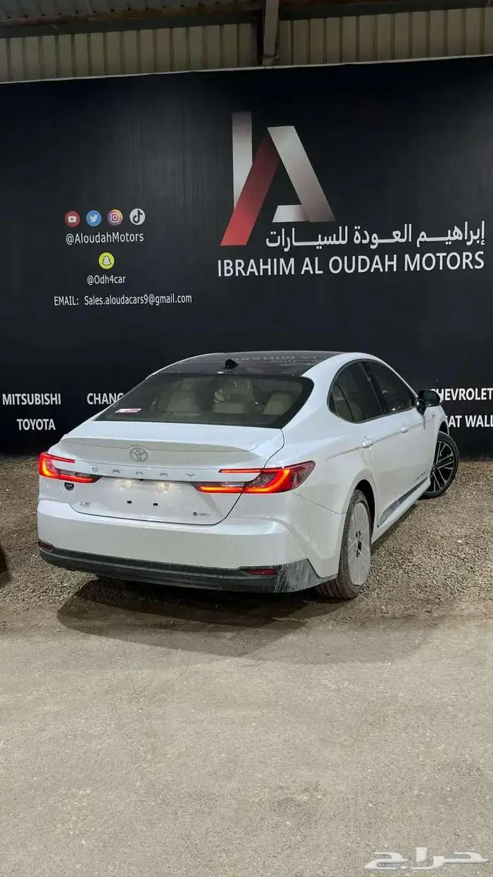 تويوتا كامريLEهايبرد 2025 افضل الاسعار 4