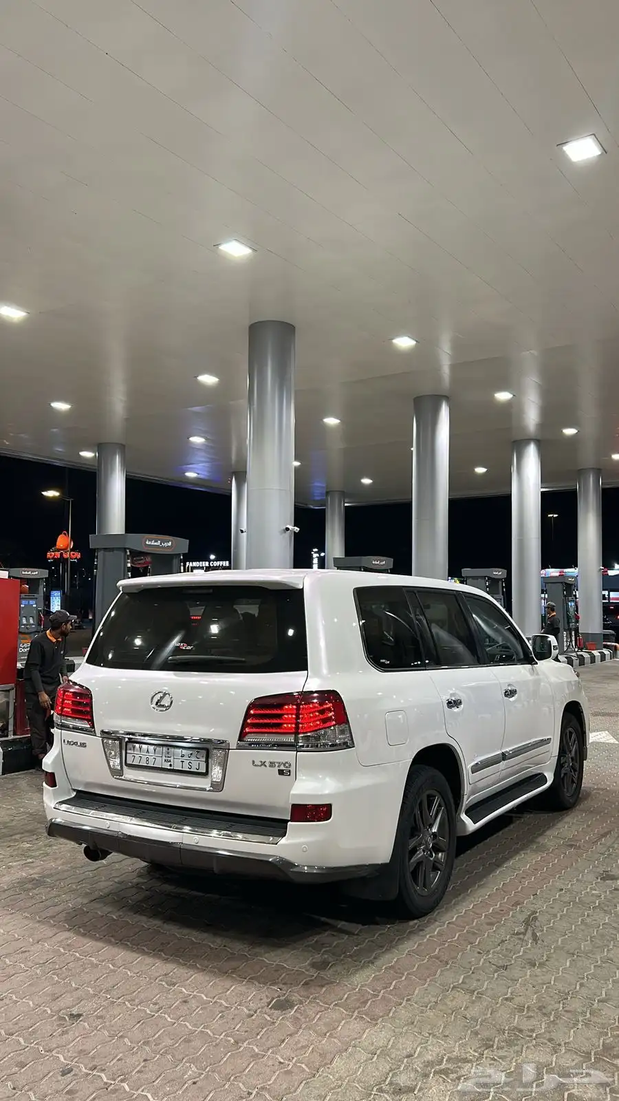 لكزس 2014 فل كامل LX570 3