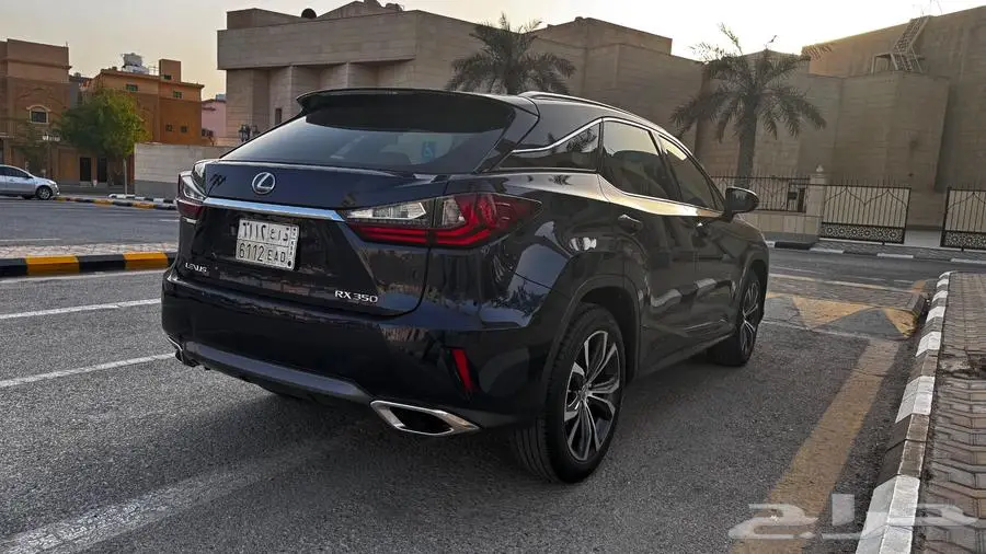 لكزس RX350 موديل 2017 - سعودي 8