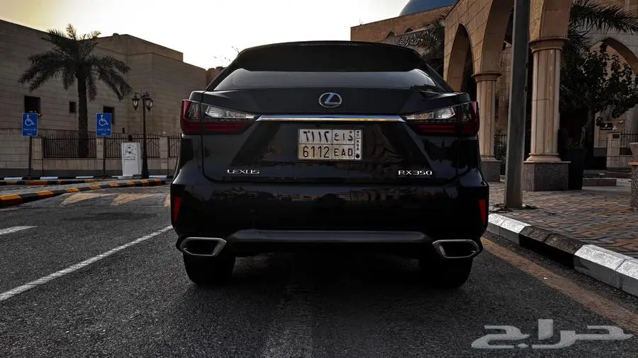 لكزس RX350 موديل 2017 - سعودي 9