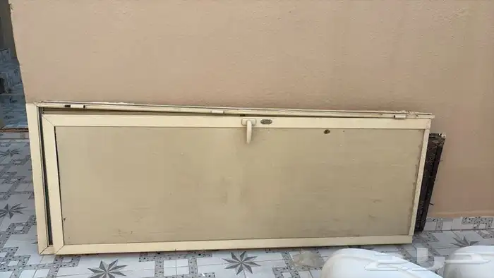 مغاسل وباب حمام 0