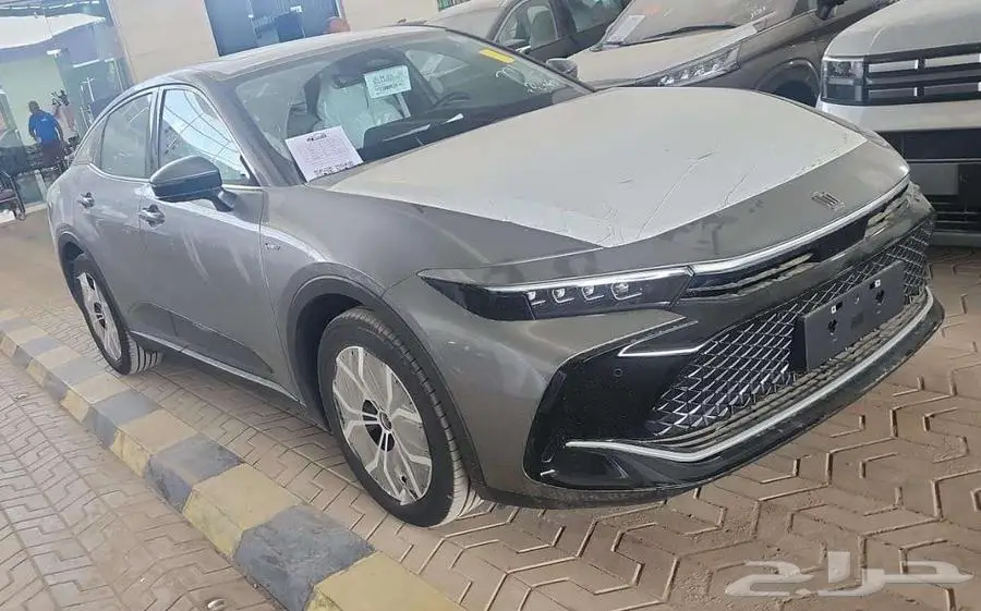 تتوفر فئات كراون اصفار لمبيعات النقد و البنوك باقل ربح 2 5
