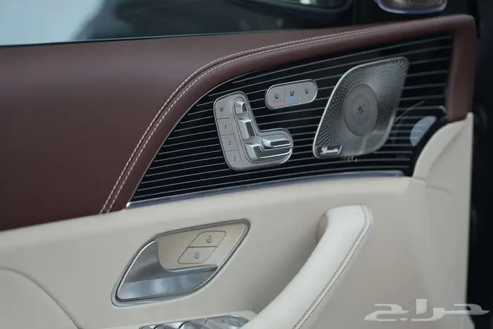 مرسيدس مايباخ GLS 600 موديل 2025 أصفار خليجي رمادي سيليكون 14