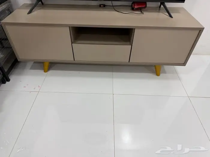 كنب مجلس مع مايكرويف ومكيف سبليت 2