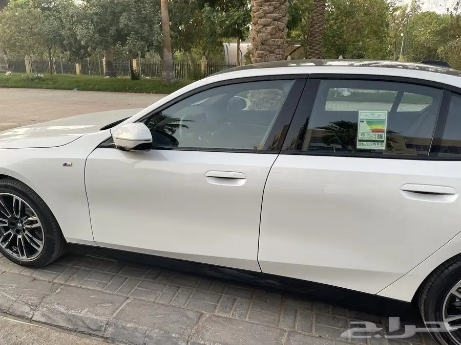 BMW 520i M 2024 1