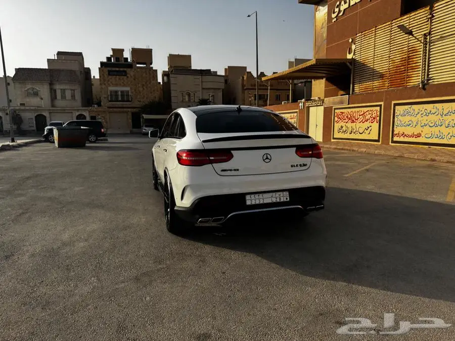 مرسيدس GLE 63 s 2016 4