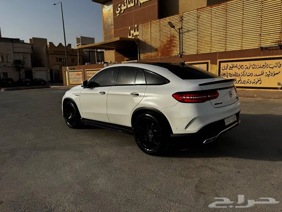مرسيدس GLE 63 s 2016 13