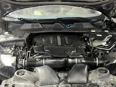 جاكور xj 3
