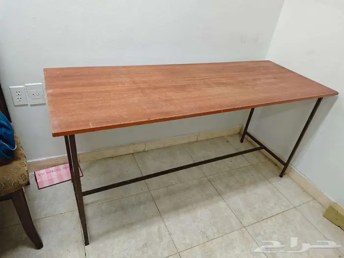 طاولة خدمة 160سم  60سم ثابتة قوية ونظيفة 1