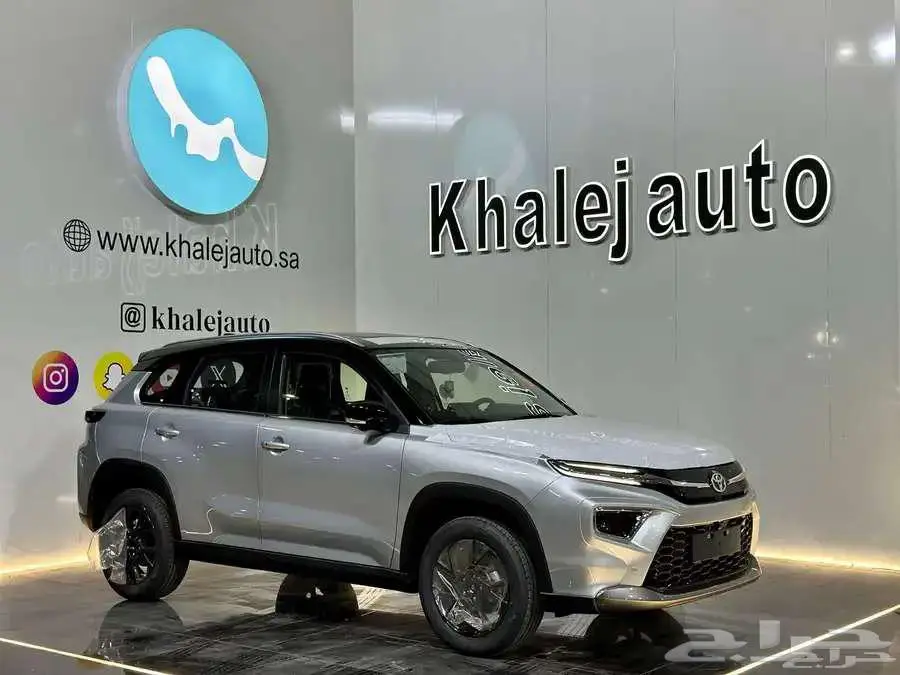 تويوتا اوربان GLX فل كامل 2025 0