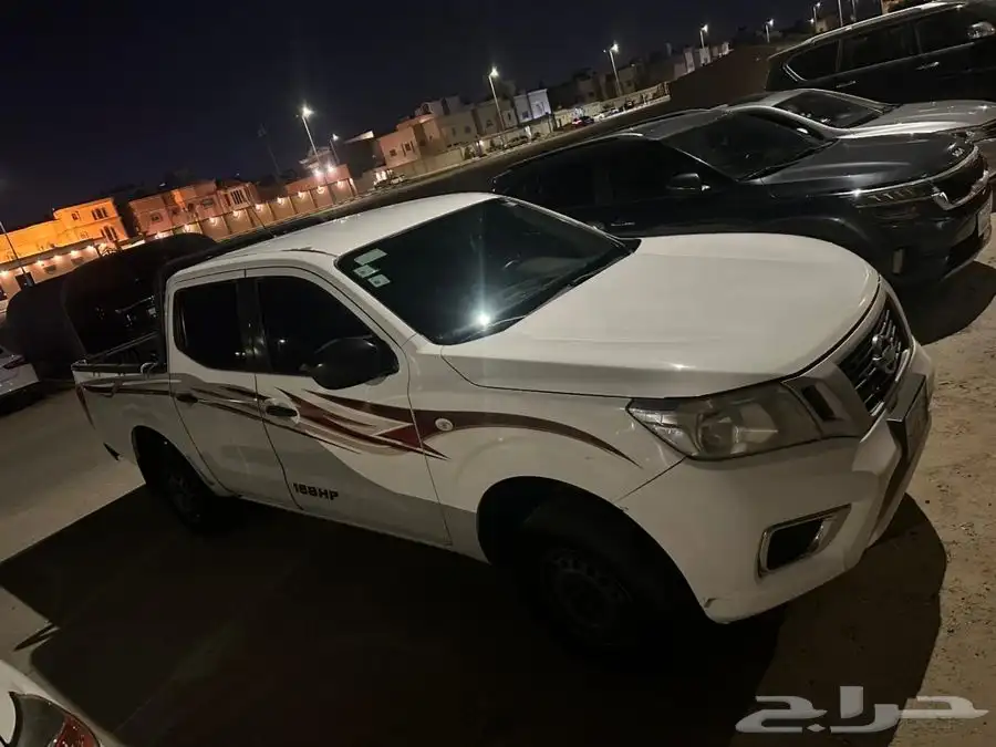 نيسان نيفارا 2