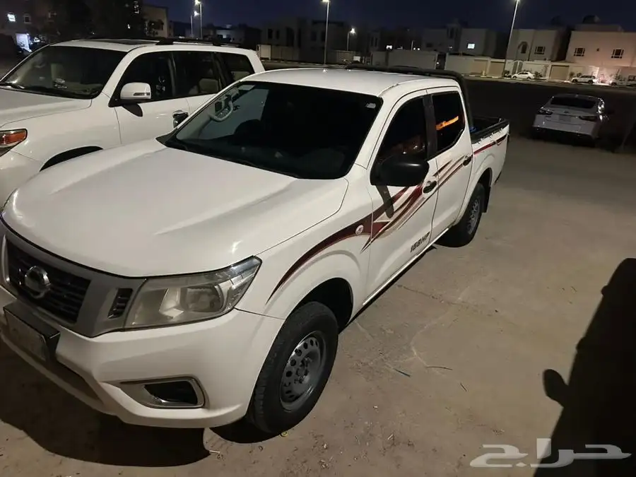 نيسان نيفارا 1