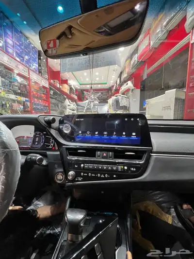 شاشه لكزس Es350 موديل 2023 نفس شكل الفل كامل 3