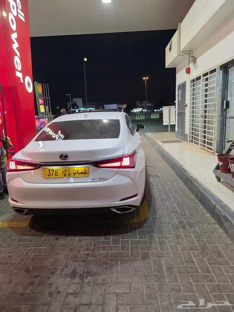 لكزس 2024es350 1