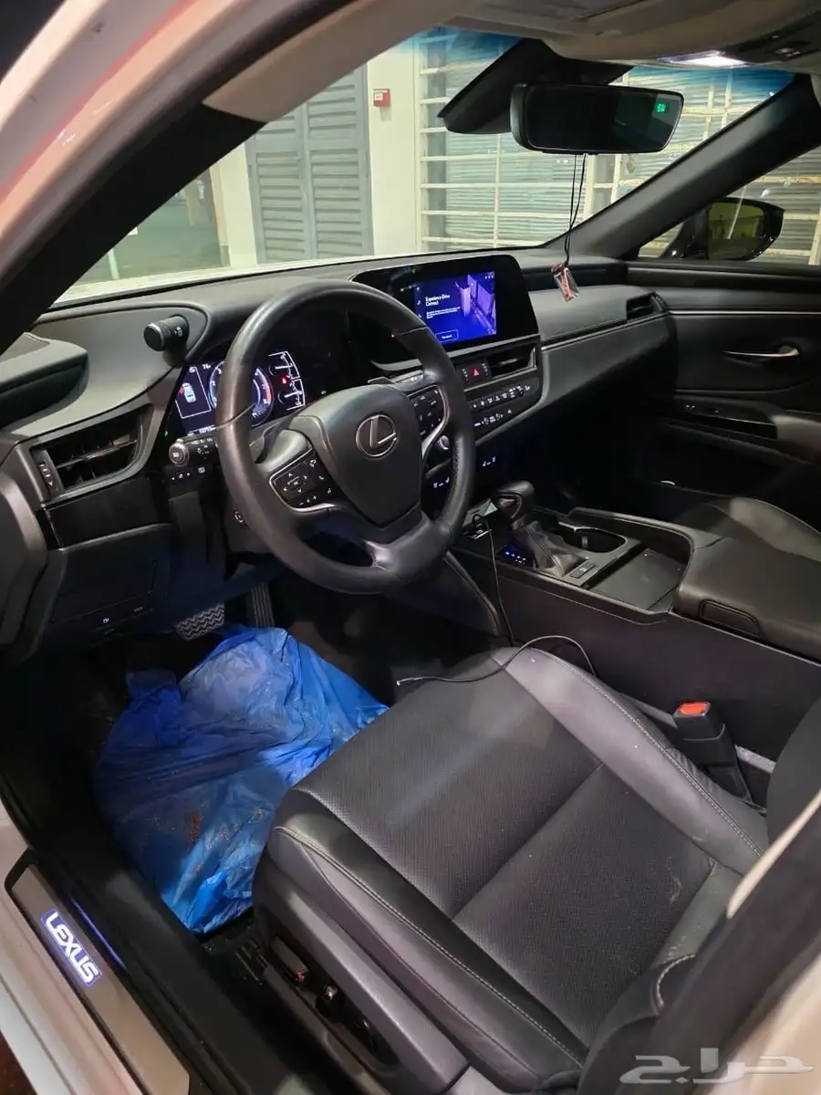 لكزس 2024es350 5