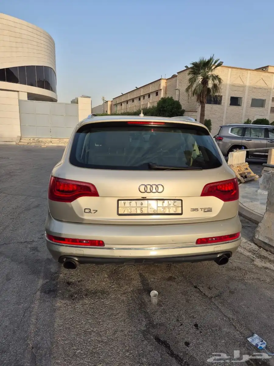 اودي Q7 3