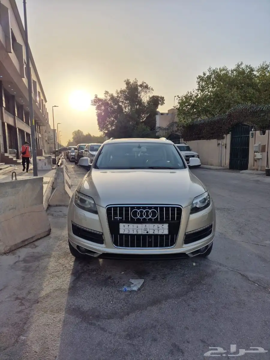 اودي Q7 0