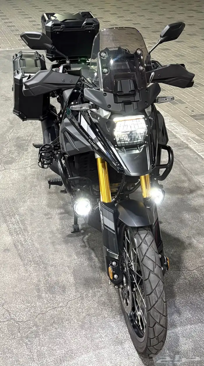 سوزوكي ادفنشر Adventure V-STROM 1050DE 10