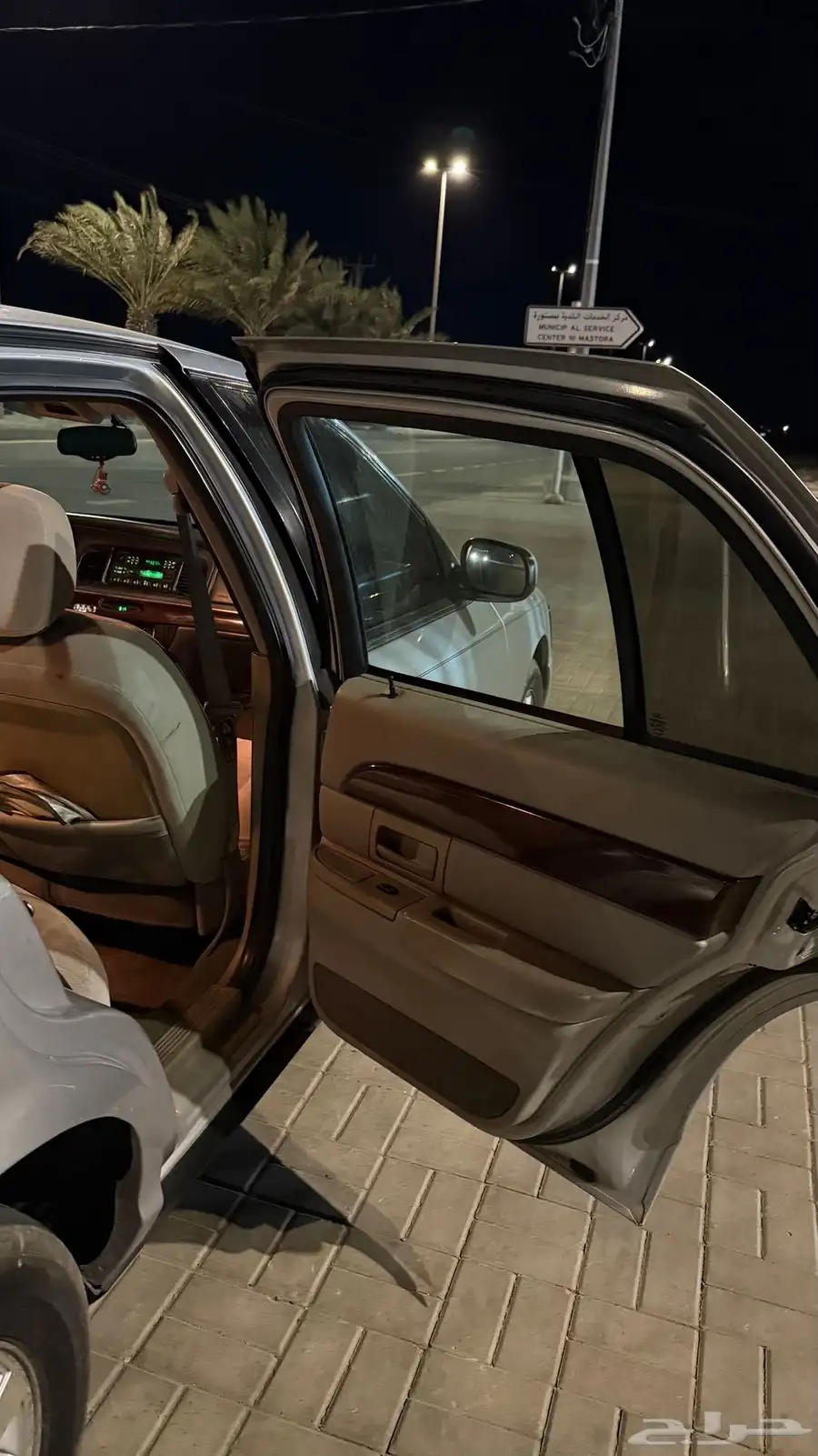 فورد جراند ماركيز 10