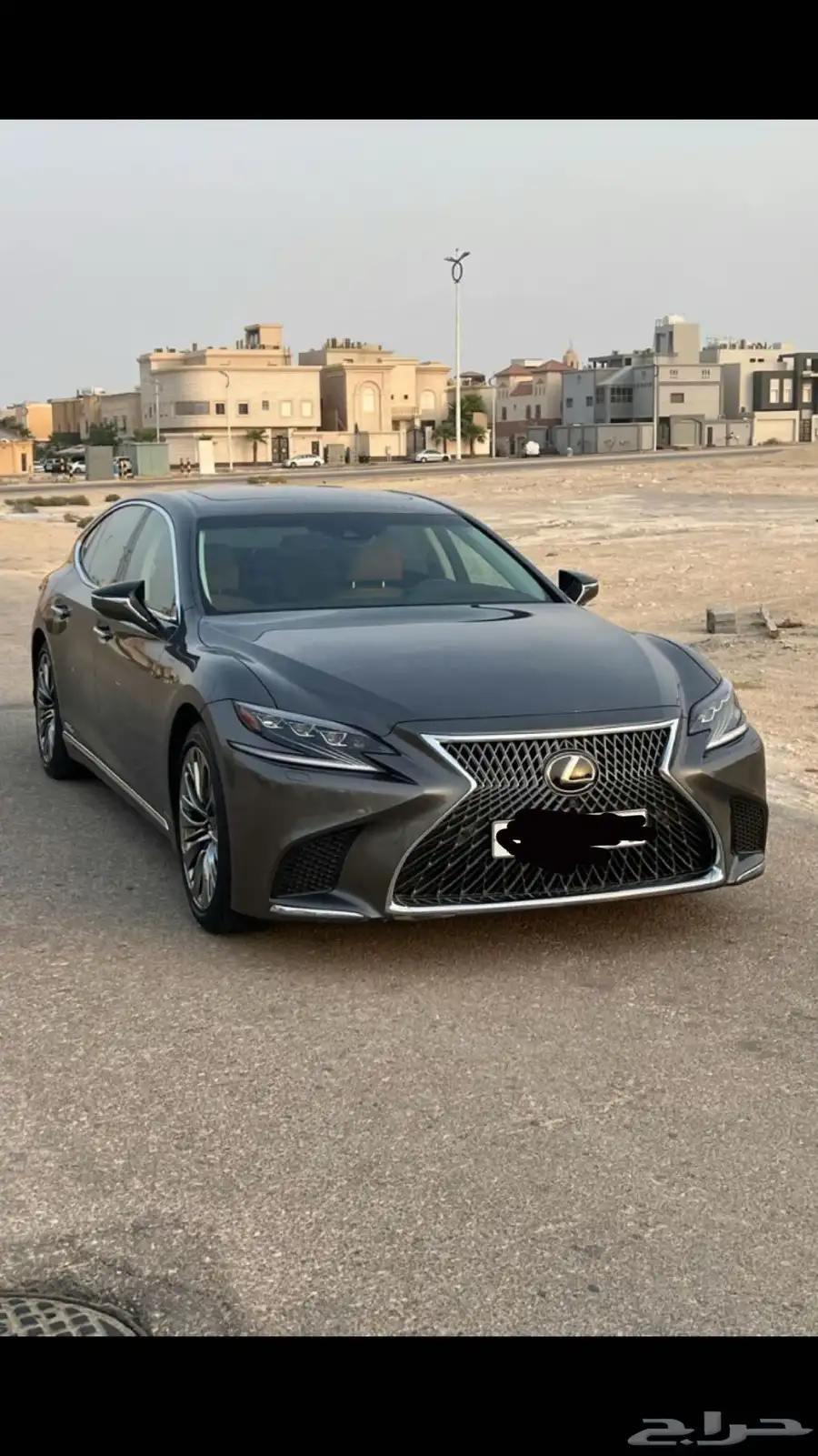 لكزس LS500h 5