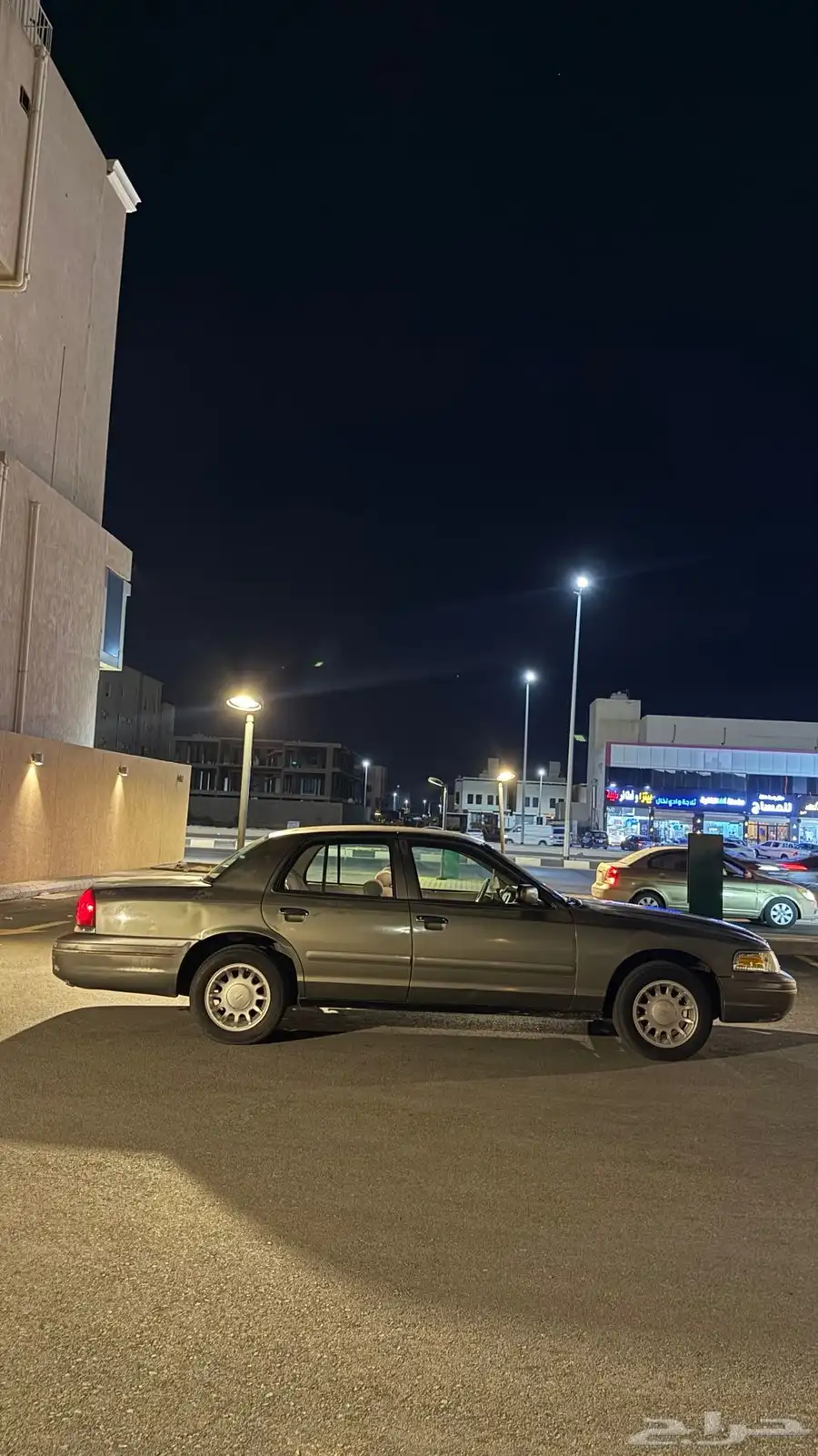 فورد موديل 2000 1