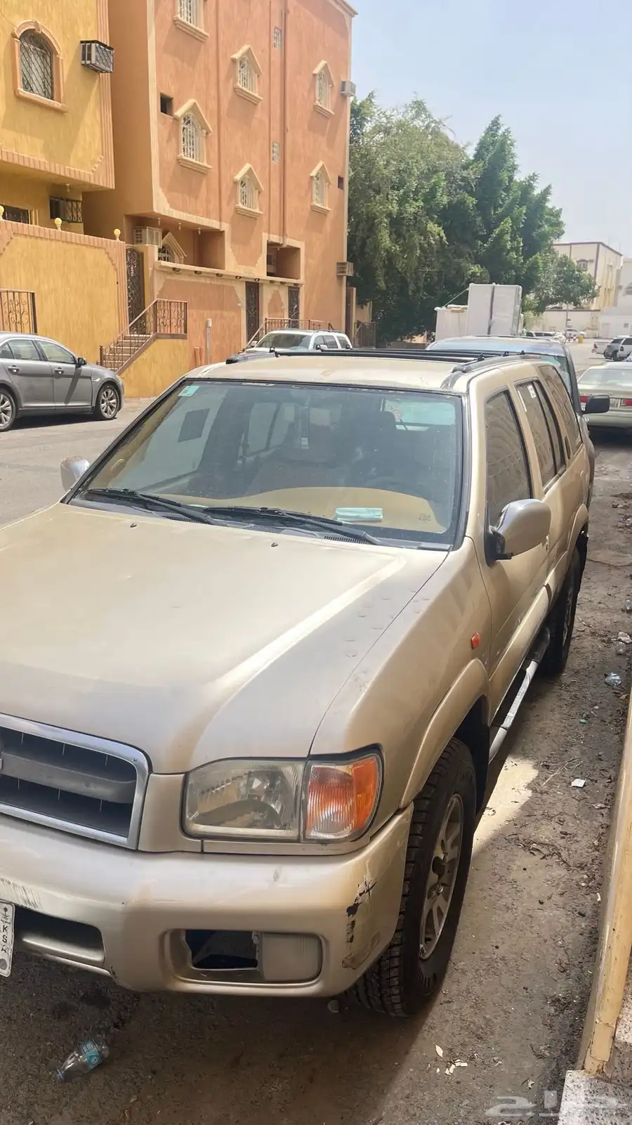 نيسان 2001 19