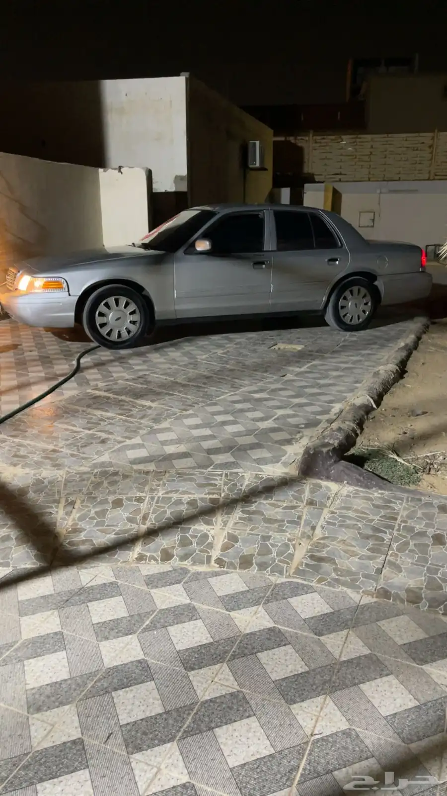 فورد فكتوريا 2008 2