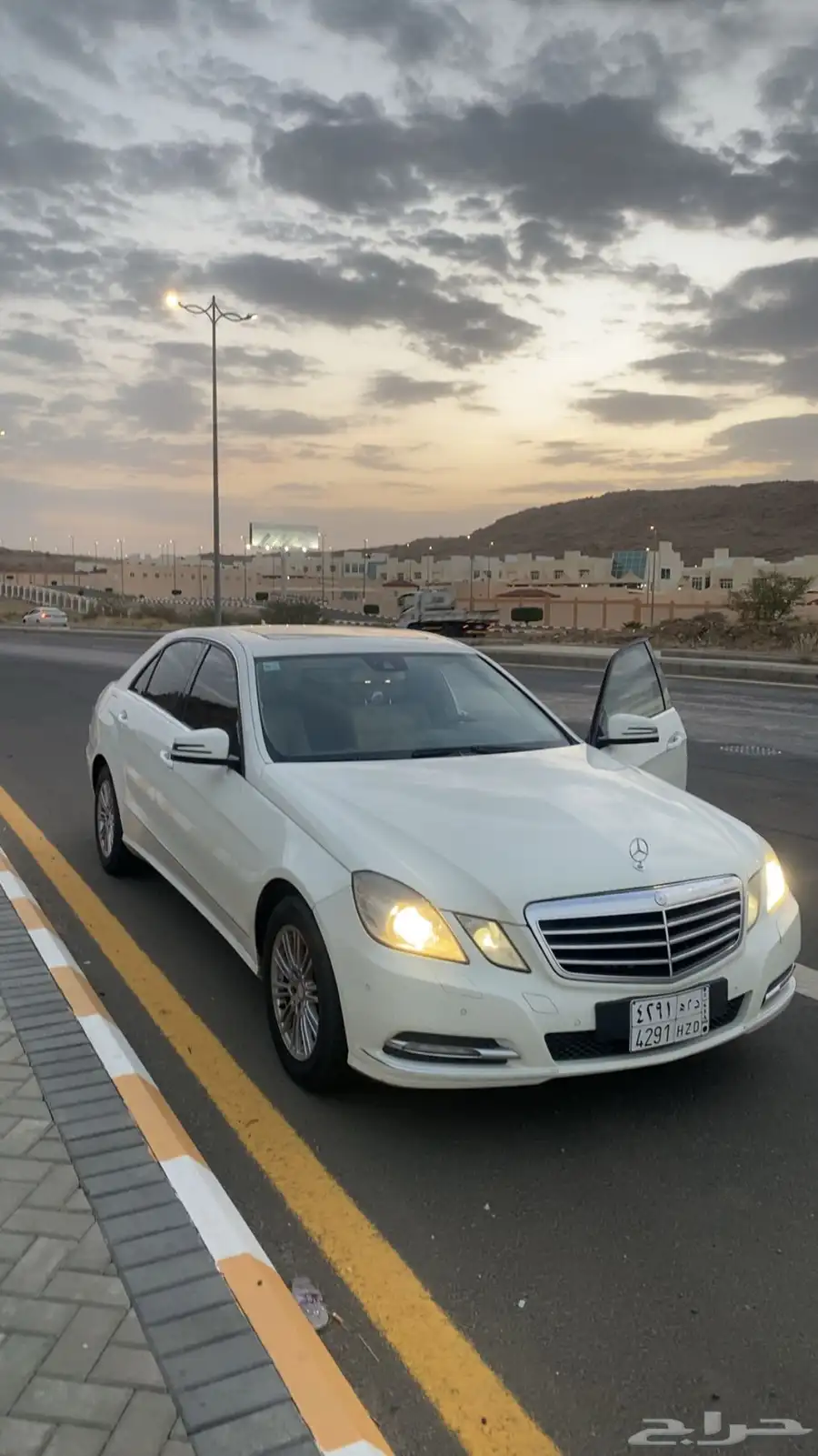 مورسدس 2011 e200 1
