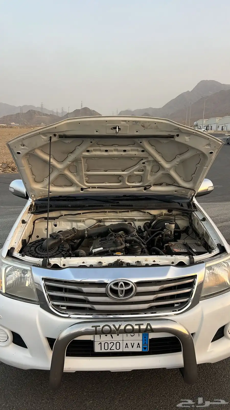 هايلوكس2015 glx 8