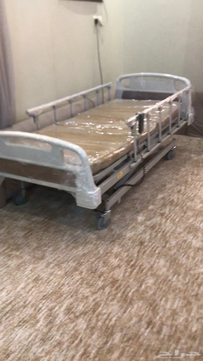 سرير طبي كهربائي سرير مستشفى كرسي كهربائي متحرك لكبار السن 1