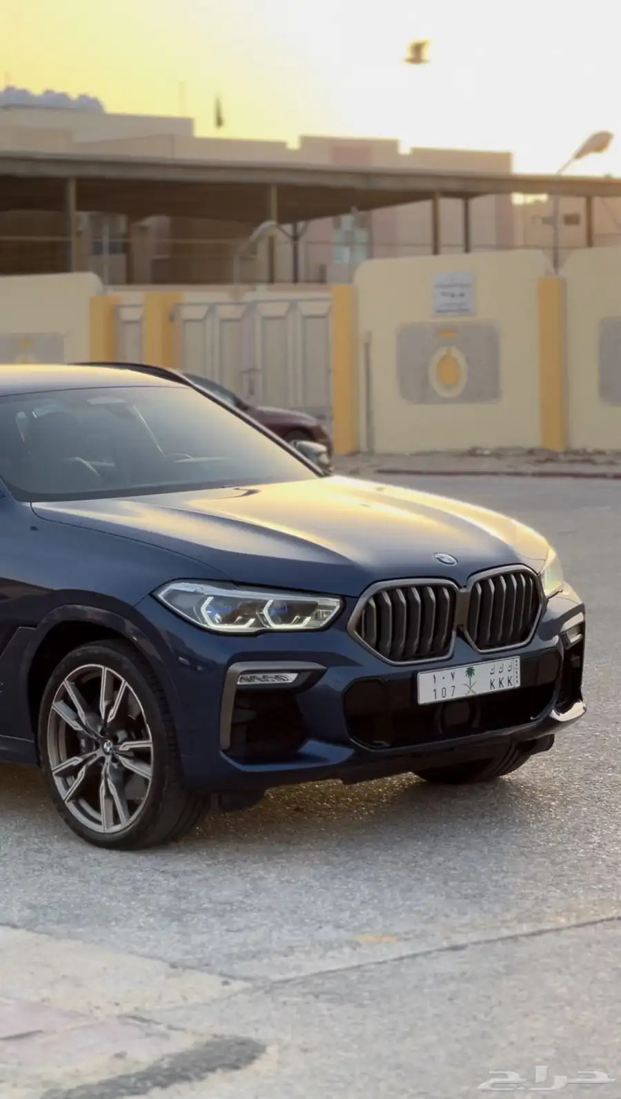 BMW X6 M50i بي ام الفئة اكس فل اوبشن مالك اول نظيف 3