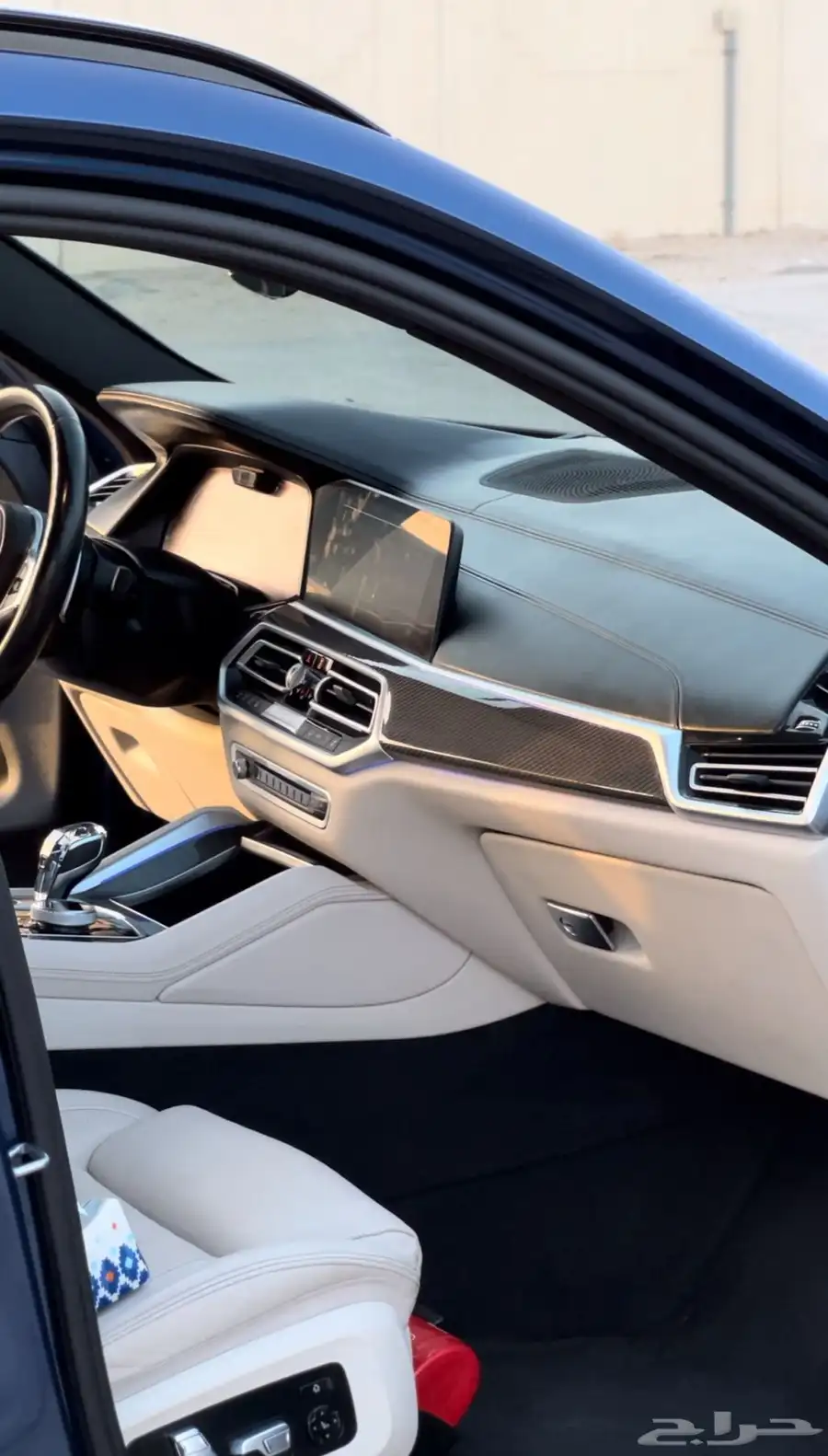 BMW X6 M50i بي ام الفئة اكس فل اوبشن مالك اول نظيف 24