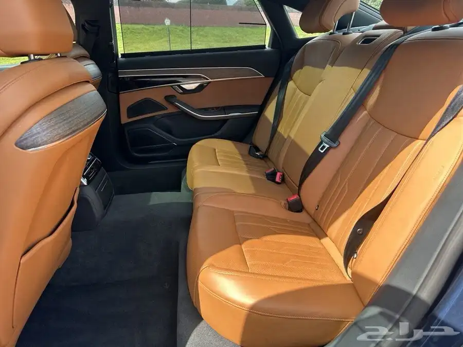 اودي 2022 Audi A8 L 3.0T quattro (يتوفر تمويل) 10