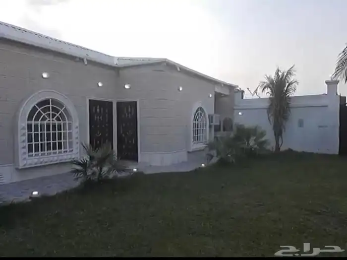 استراحة قسمين للبيع 0