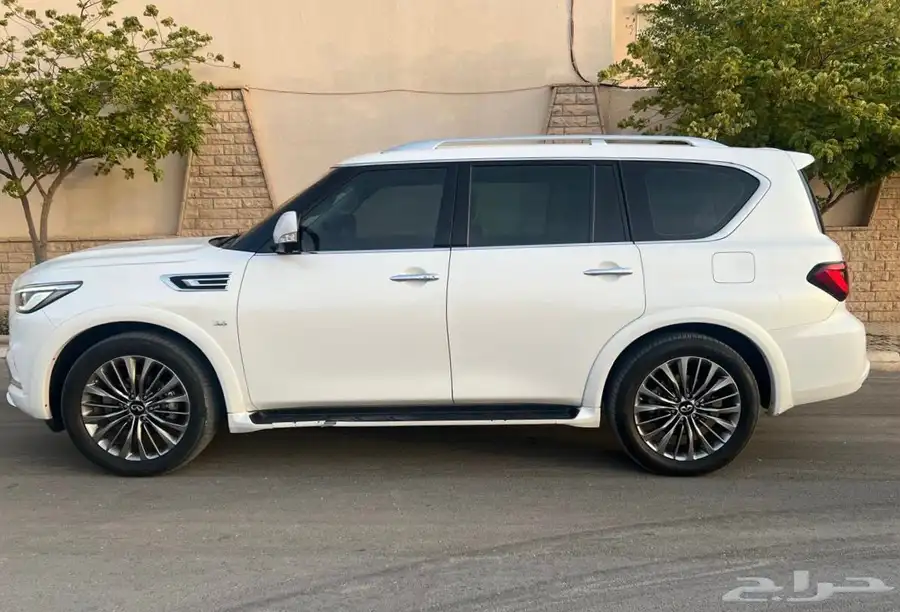 إنفينيتي QX80 6