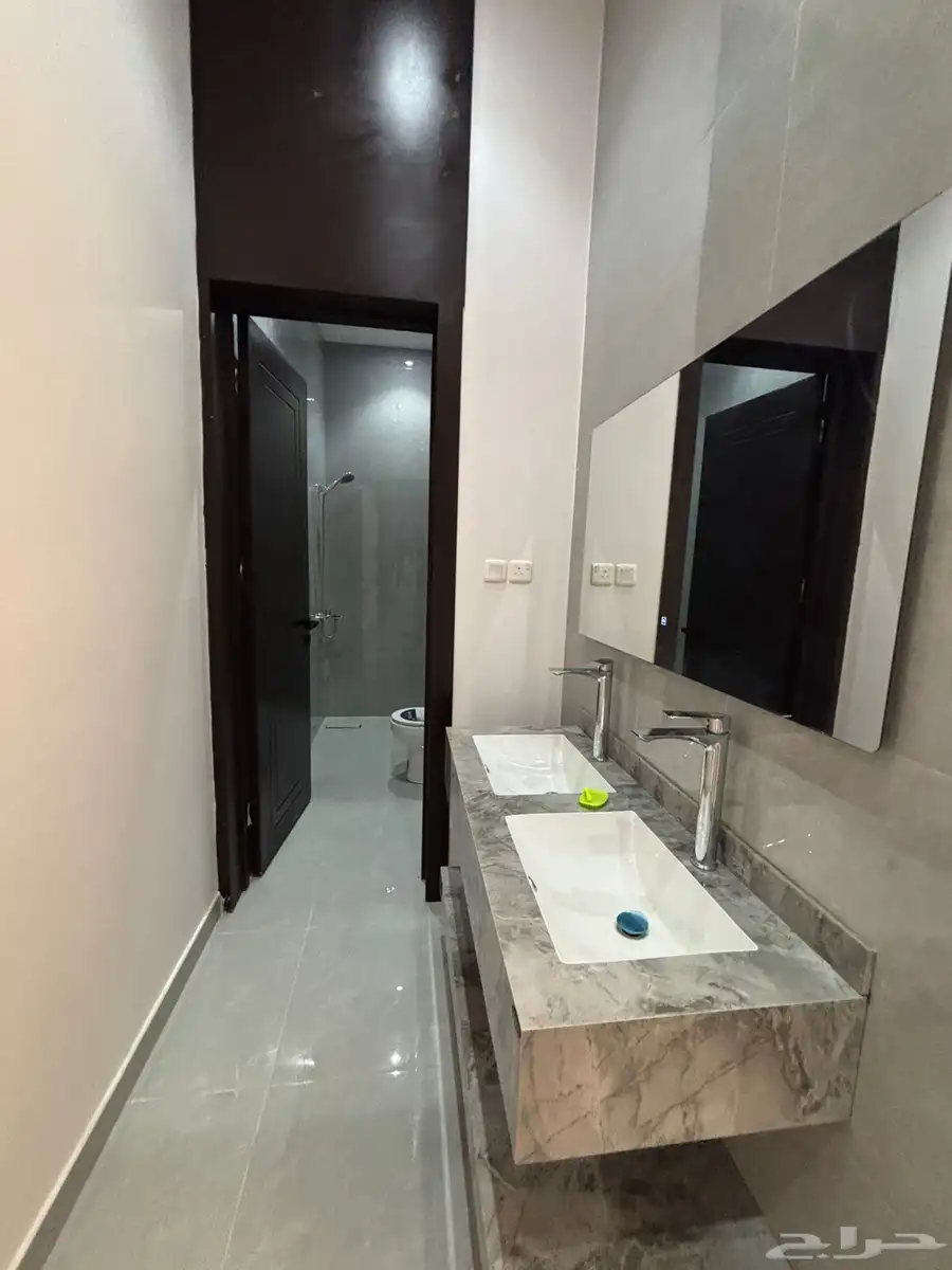 Floors for sale in Al-Areed neighborhood-ادوار للبيع العارض 7