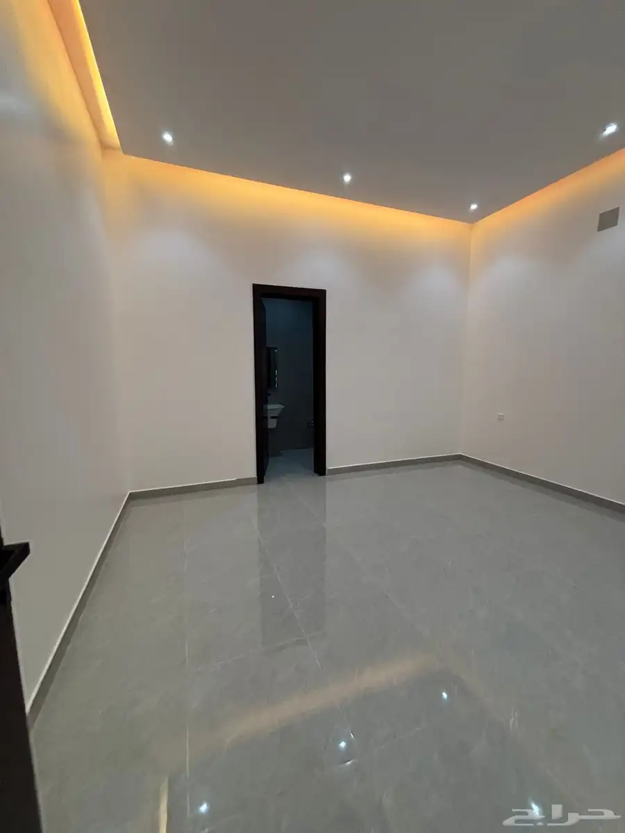 Floors for sale in Al-Areed neighborhood-ادوار للبيع العارض 8