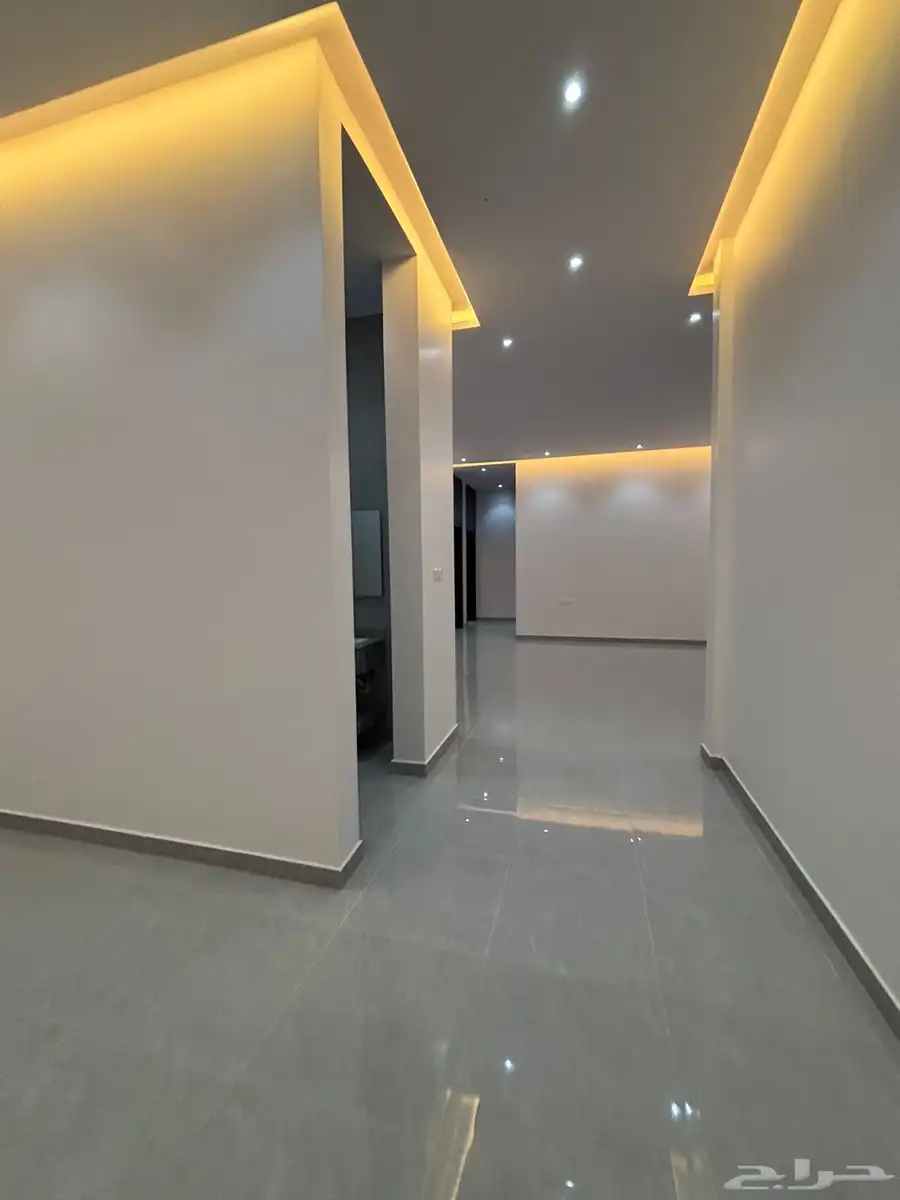 Floors for sale in Al-Areed neighborhood-ادوار للبيع العارض 17