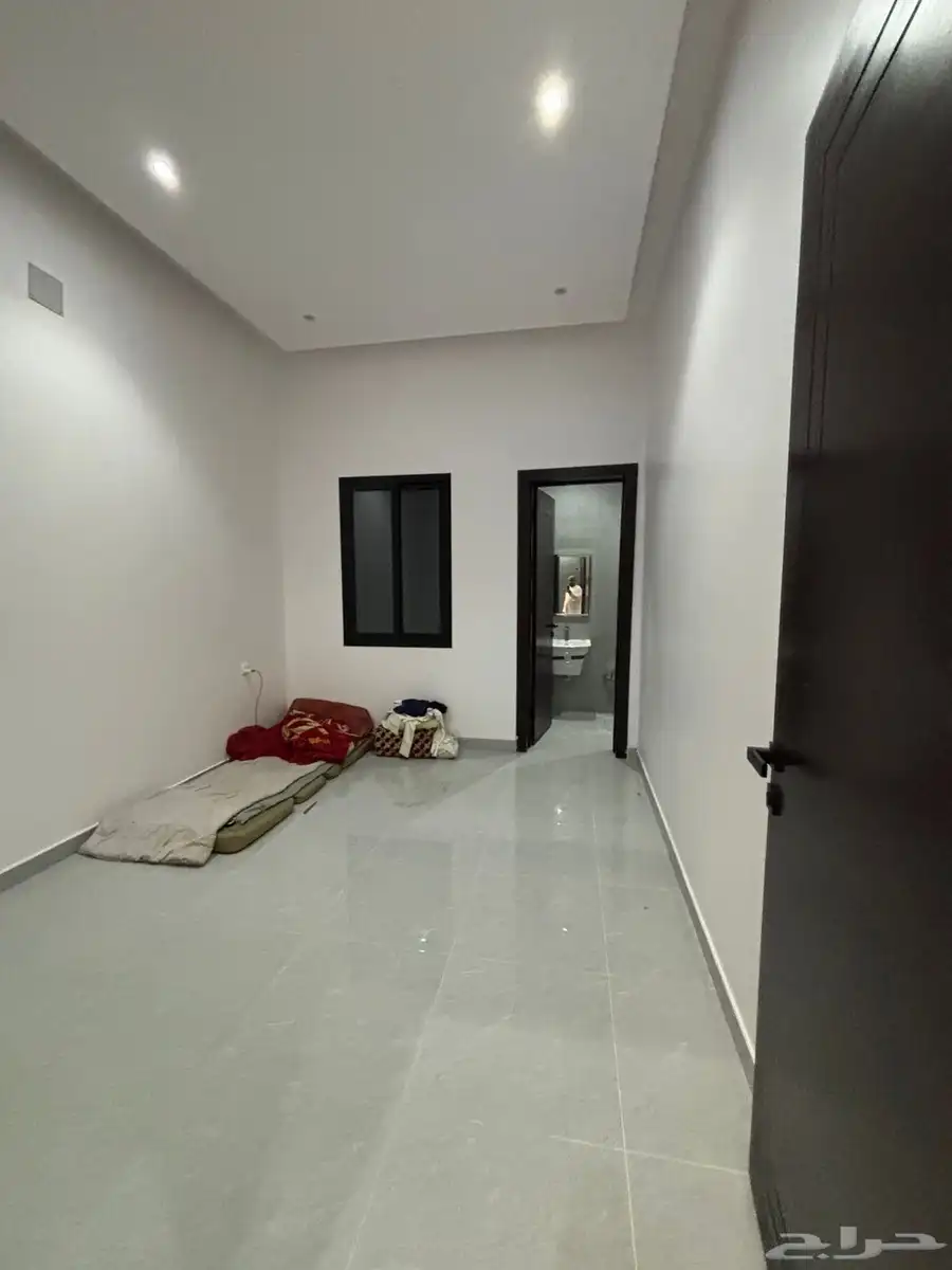 Floors for sale in Al-Areed neighborhood-ادوار للبيع العارض 4