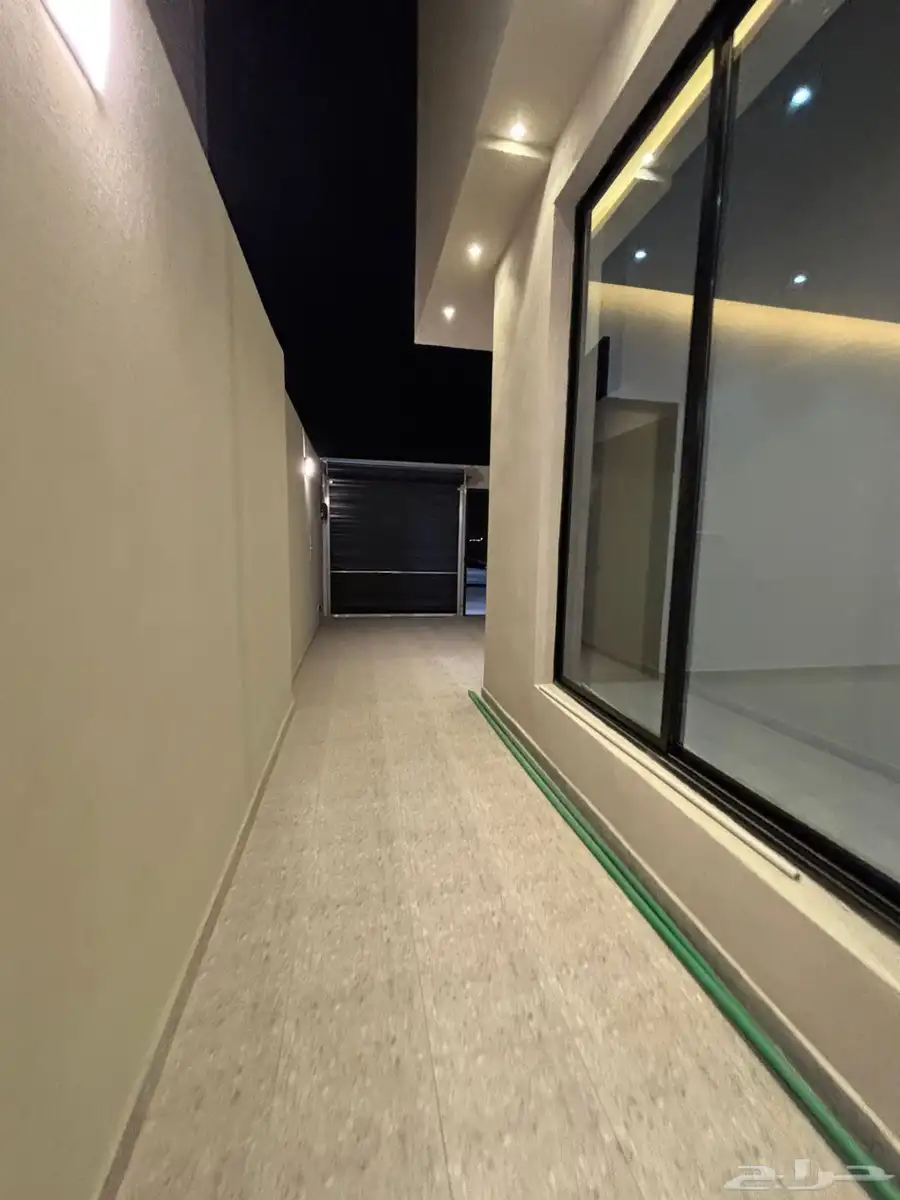 Floors for sale in Al-Areed neighborhood-ادوار للبيع العارض 1