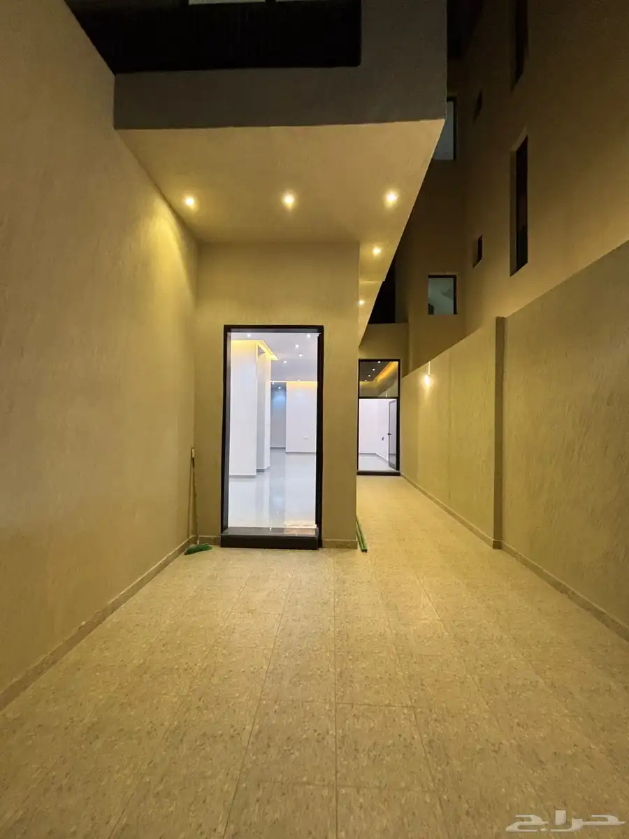 Floors for sale in Al-Areed neighborhood-ادوار للبيع العارض 19