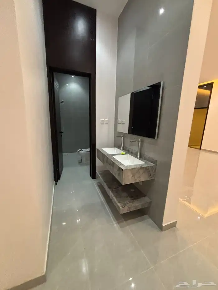 Floors for sale in Al-Areed neighborhood-ادوار للبيع العارض 5