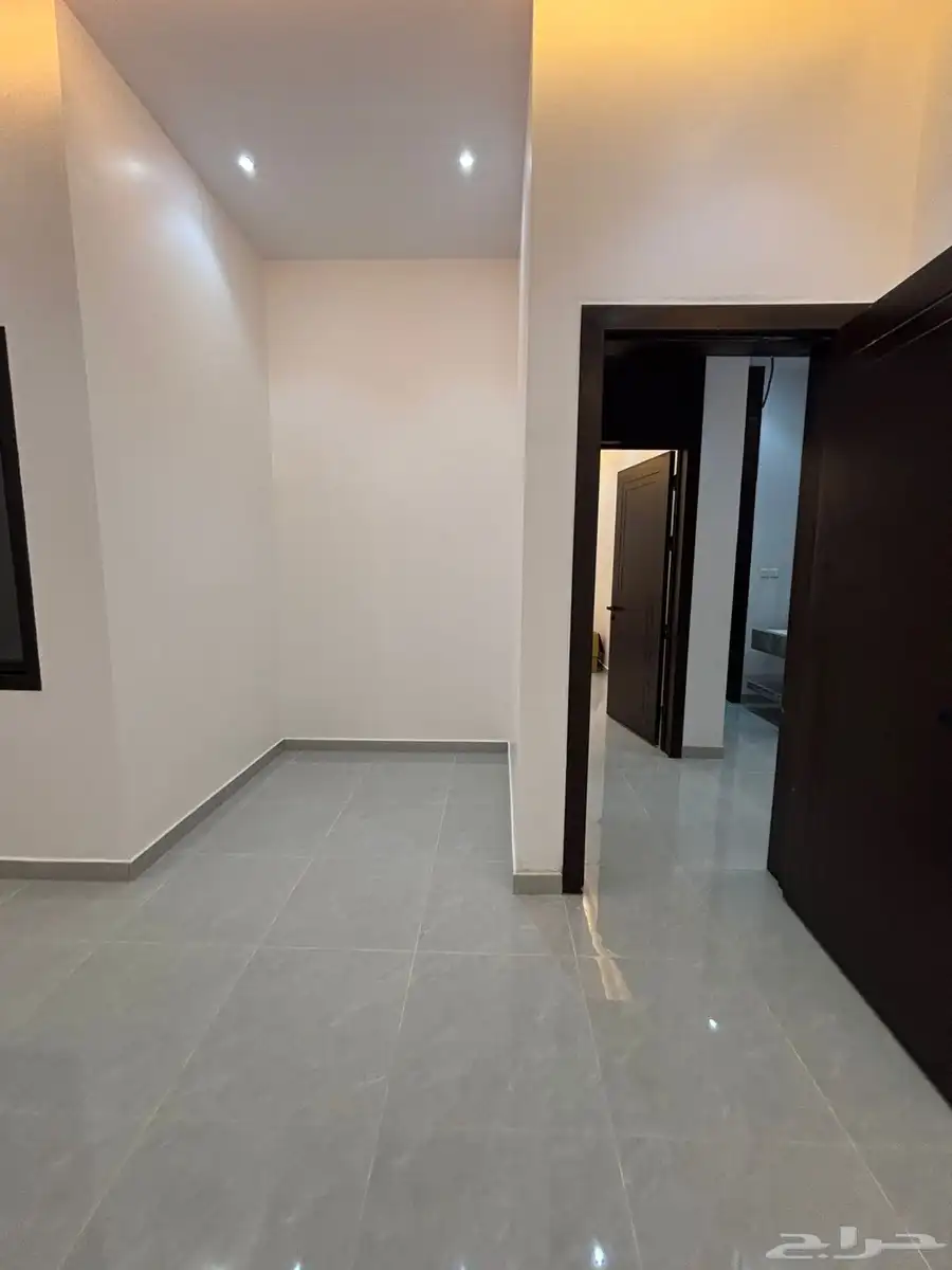 Floors for sale in Al-Areed neighborhood-ادوار للبيع العارض 6