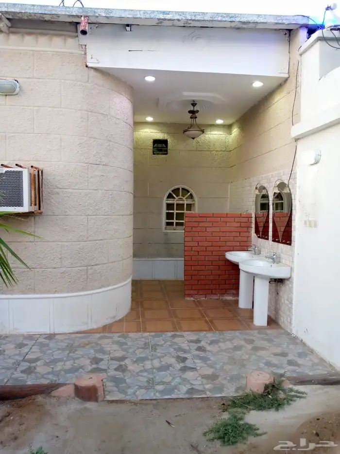 استراحة قسمين للبيع 7