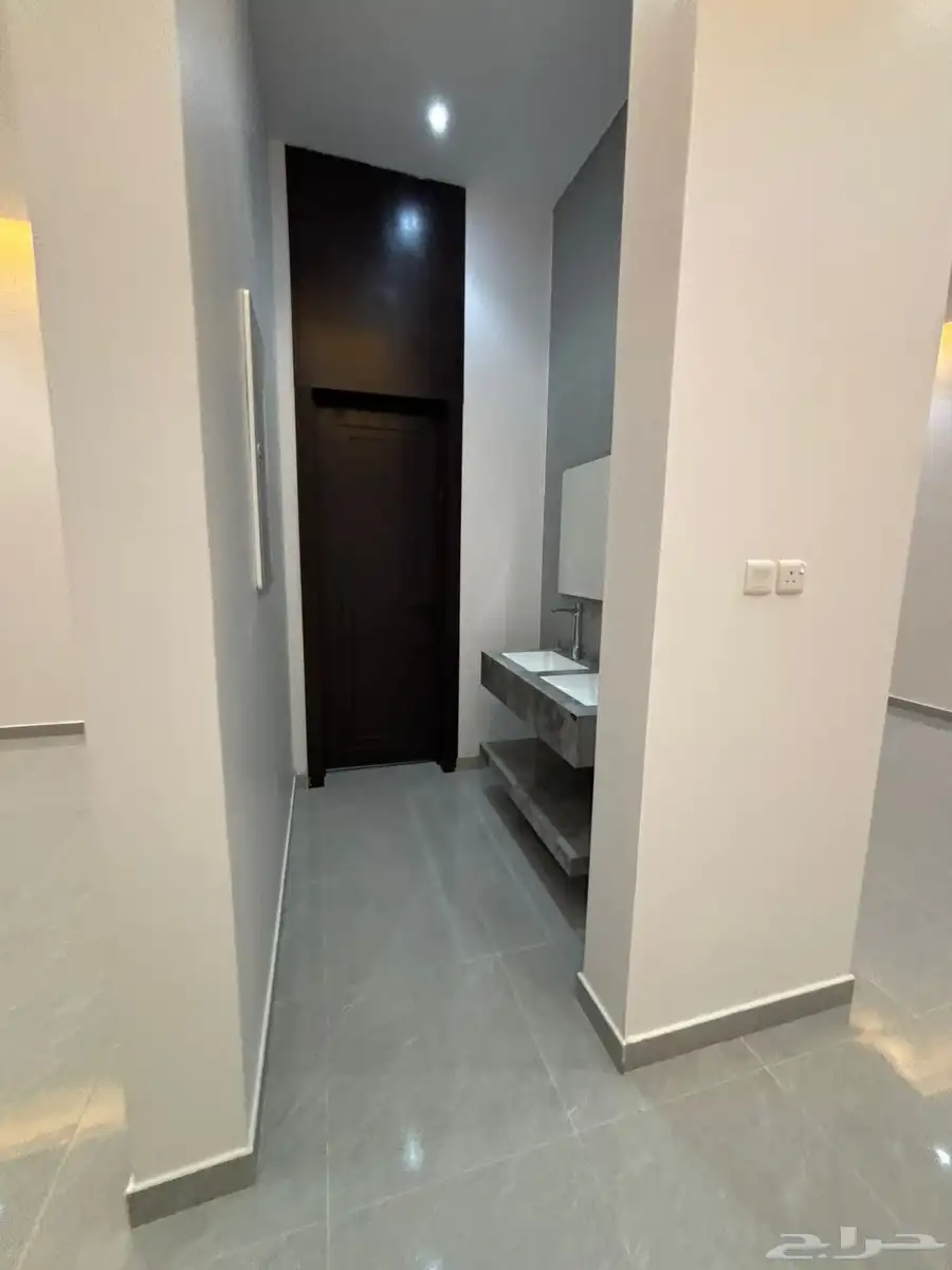 Floors for sale in Al-Areed neighborhood-ادوار للبيع العارض 16