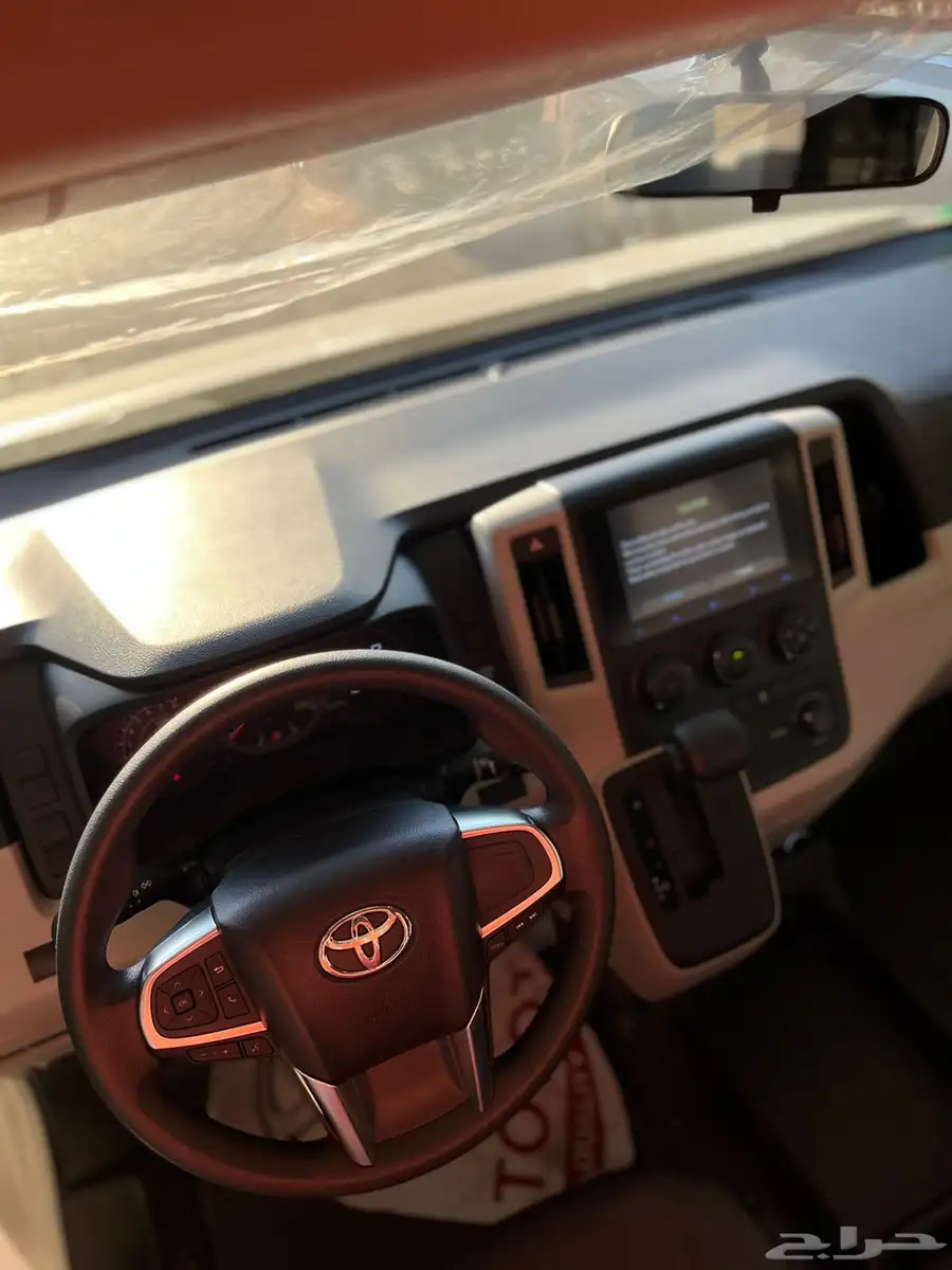 باص هايس 13 راكب 15