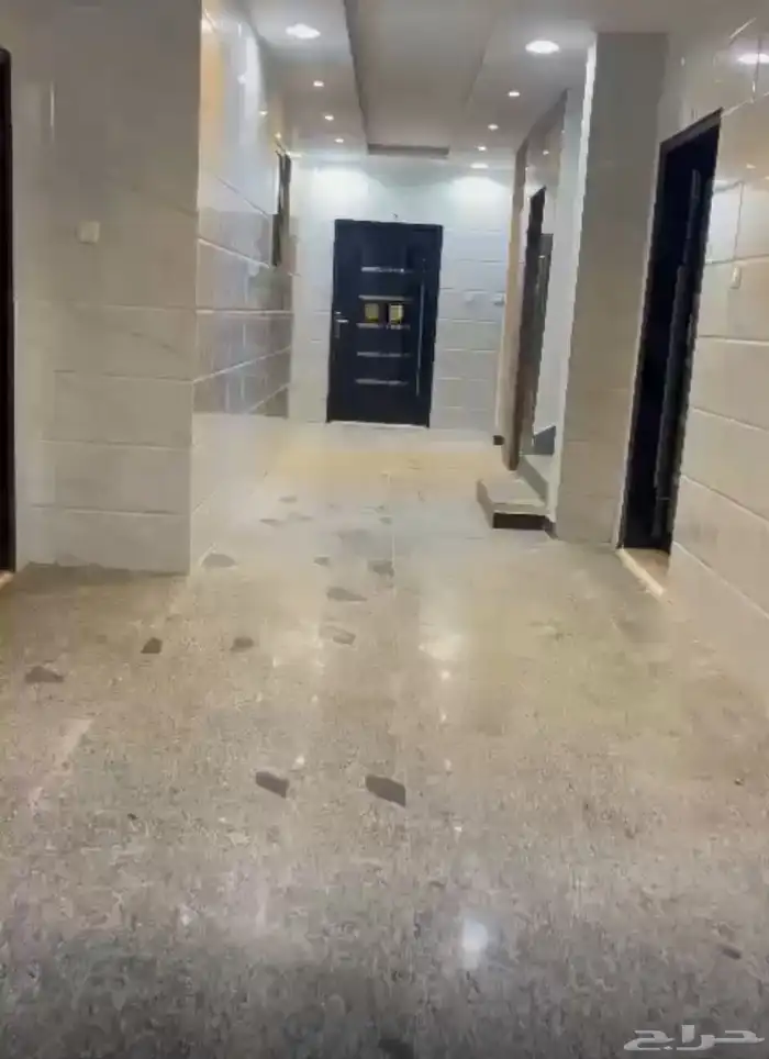 فرصة استثمارية في الدار البيضاء للبيع شقه ارضية 0