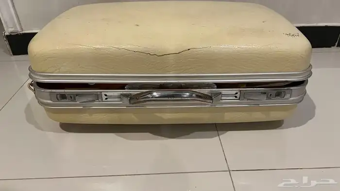 شنطه تراث قديمه 0